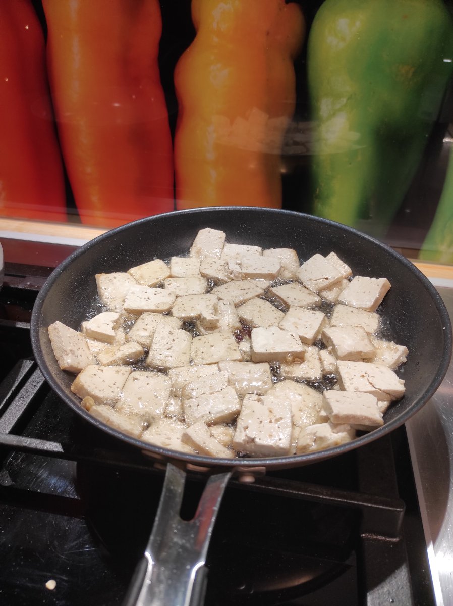 2021-12-30 Asia Tofu mit Gemüsesticks und Reis (3).jpg