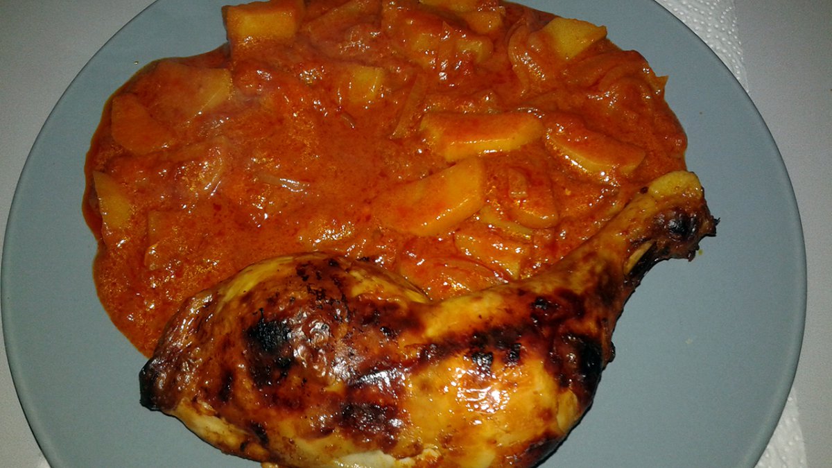 Rotes Hühnercurry.jpg