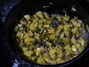 170221_Kartoffelsuppe_Dutch_Oven_14