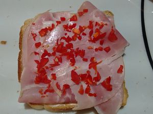 Karibischer Knoblauchschinken Toast