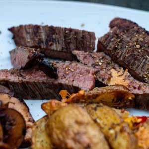 190830_Flank_Steak_Steak_Chips_11.jpg