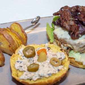 191201_Jalapeno_Burger_9.jpg