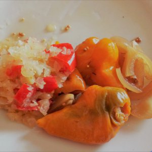 Monkey Face und fermentierter Weißkohl mit Paprika