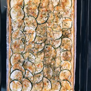 Zucchini Ziegenkäse Blätterteig Tarte