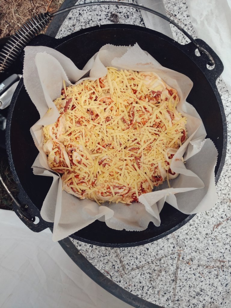 Dutch Oven Pizza