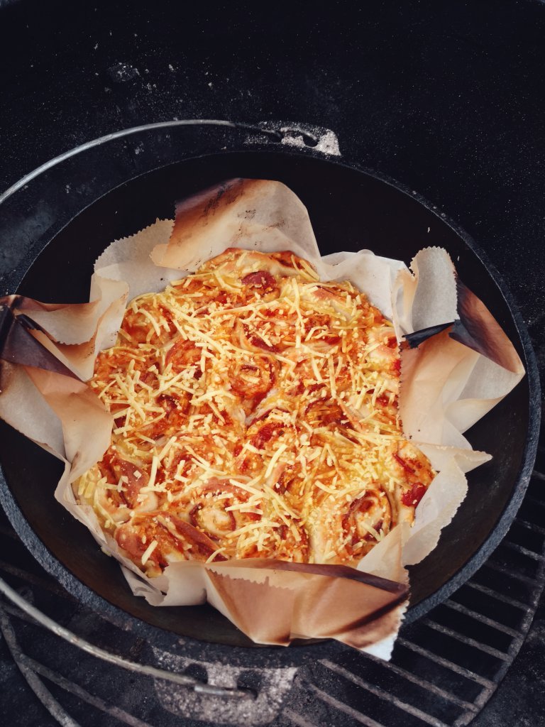 Dutch Oven Pizza