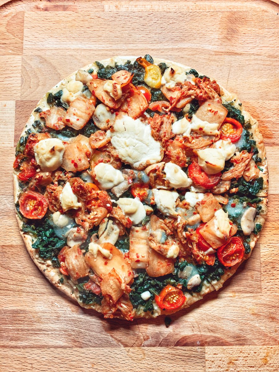 Kimchi Pizza