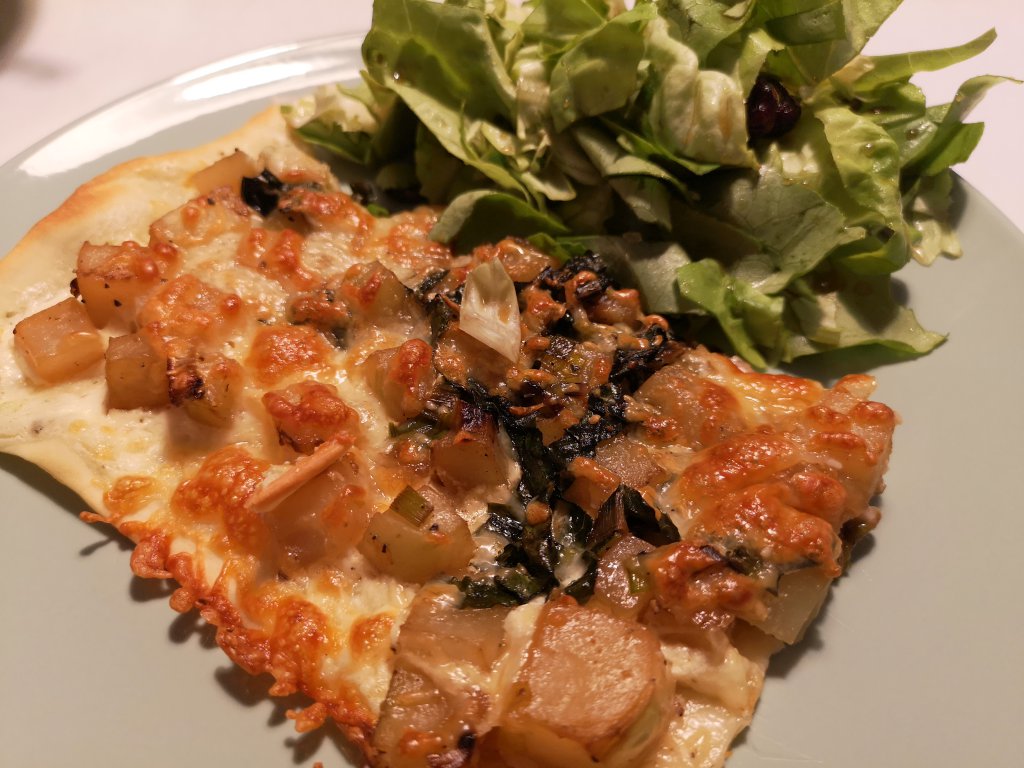 Kohlrabi Porree Flammkuchen